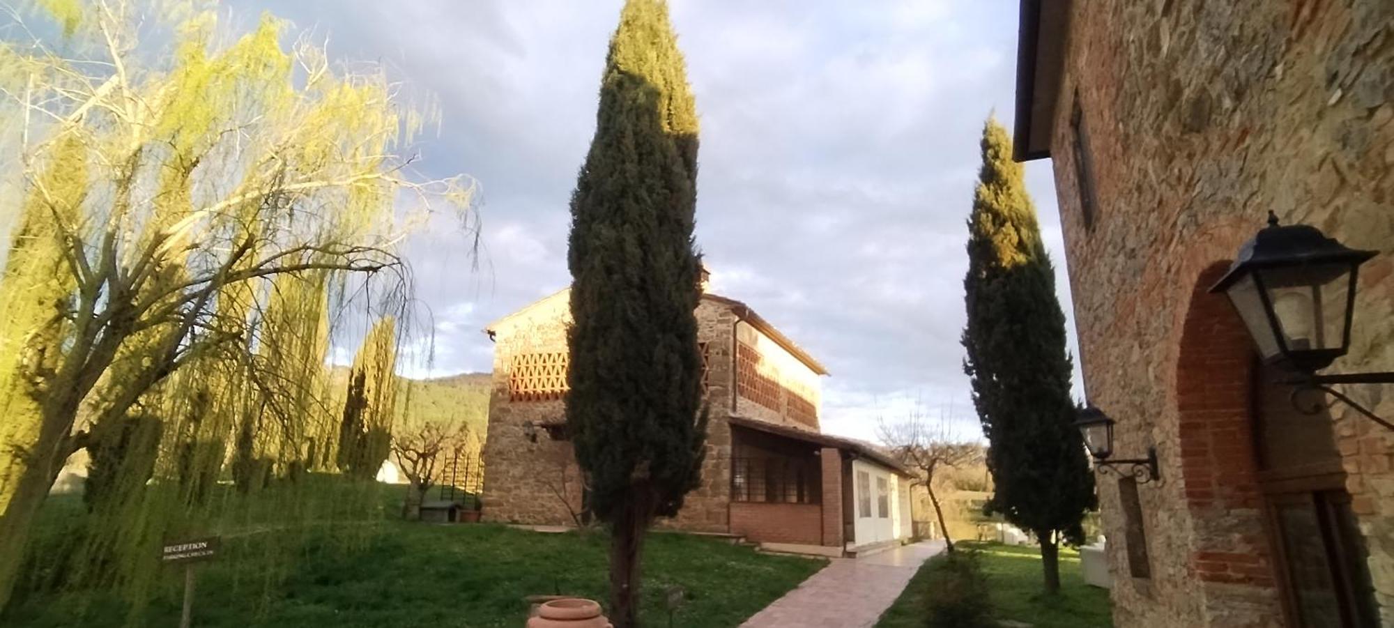 I Salici Agriturismo Badia Agnano Exterior photo